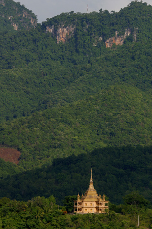 [Photograph: Santi Chedi (Peace Pagoda)]